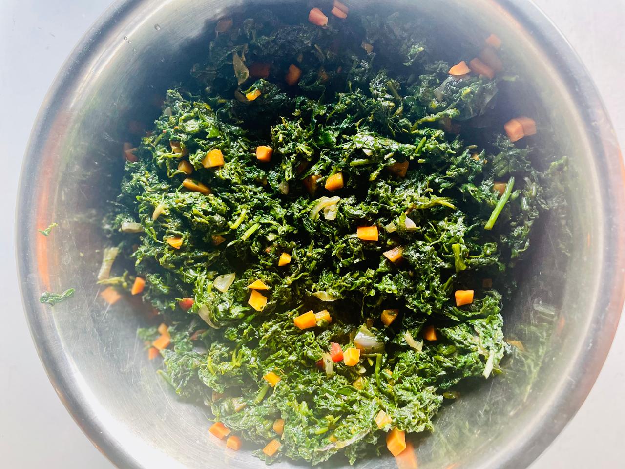 Fresh garden salad with vegetables